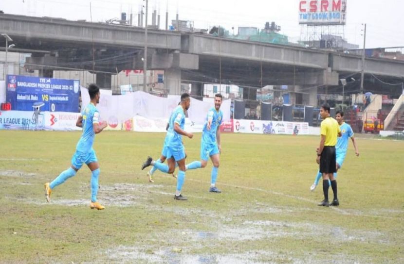 মুক্তিযোদ্ধা সংসদকে হারালো আবাহনী