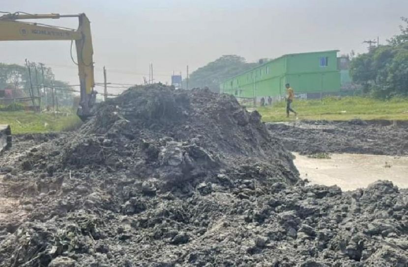 মুন্সীগঞ্জে অবৈধভাবে মাটি কাটায় জরিমানা
