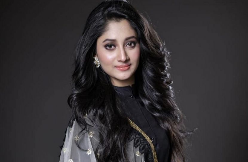 পূজা চেরি
