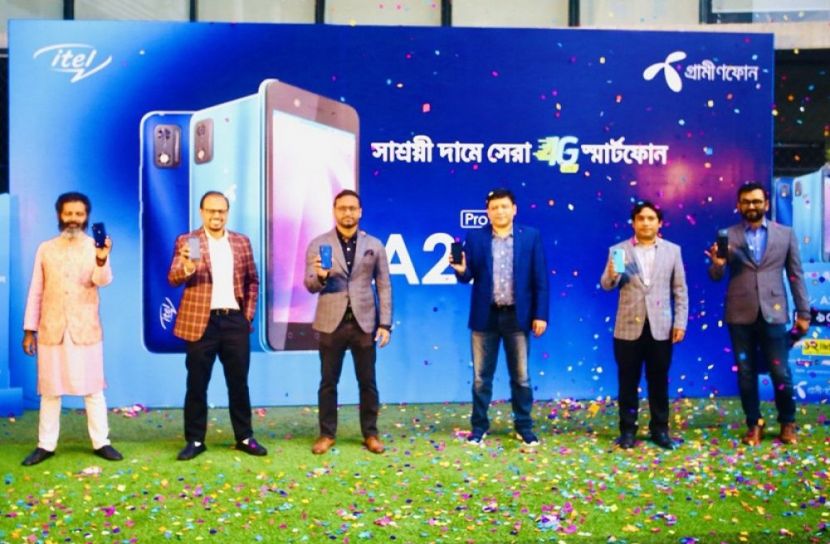 ফোরজি স্মার্টফোন বাজারে এনেছে আইটেল ও গ্রামীণফোন