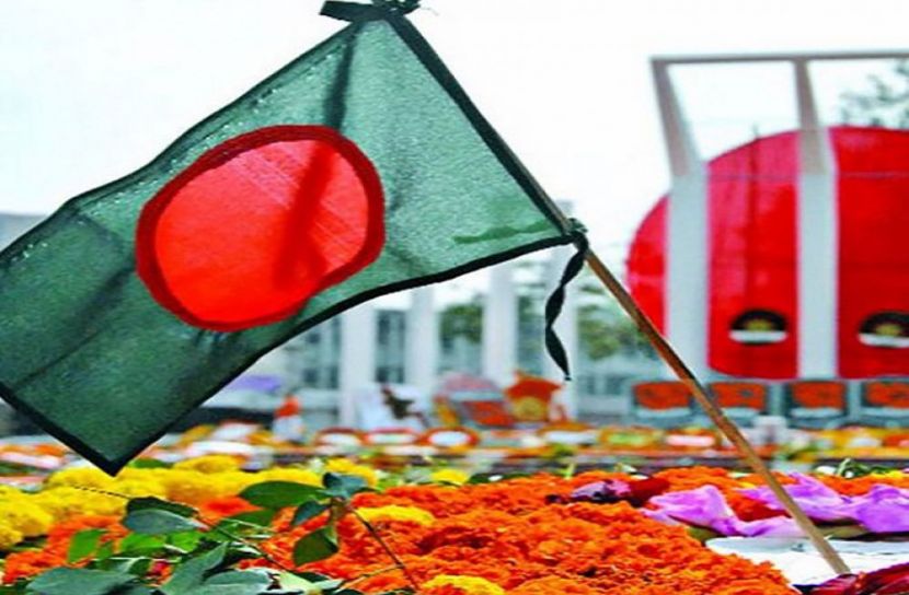 সীমিত পরিসরে শহীদ মিনারে শ্রদ্ধা