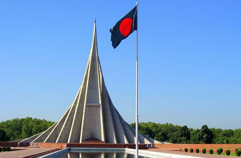 স্মৃতিসৌধে নতুন ইসির শ্রদ্ধা 