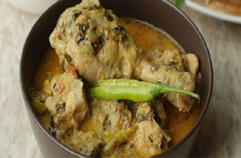 তেল ছাড়া মুরগির মাংস