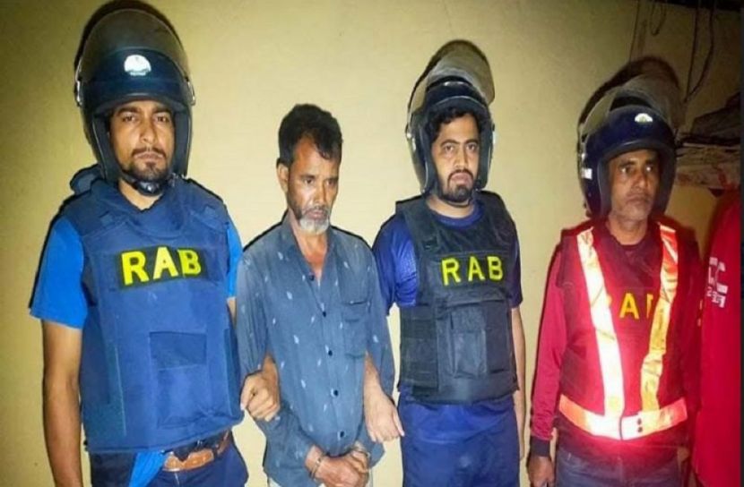 পাহাড়ে অস্ত্র  কারখানার সন্ধান পেয়েছে র‌্যাব