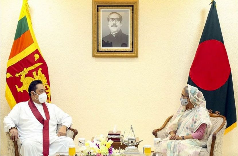 প্রধানমন্ত্রী শেখ হাসিনা ও রাজা পক্ষে ( ফাইল ফটো)