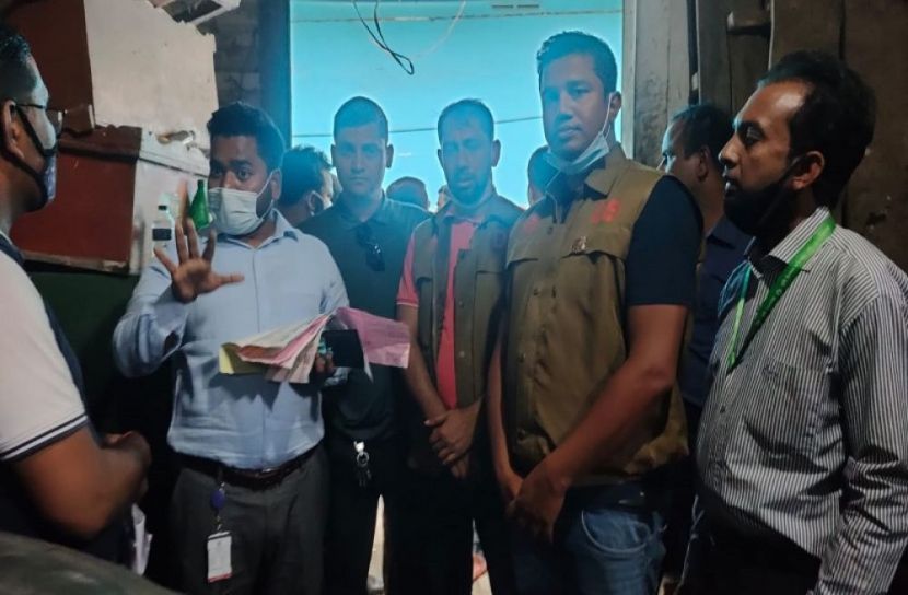 নোয়াখালীতে ১৮ হাজার লিটার তেল জব্দ, ৫০ হাজার টাকা অর্থদণ্ড