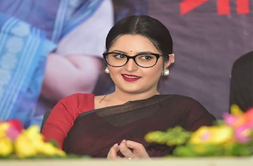 বিচারটা নগদে নিজেদেরই করা লাগবে আজীবন। পরিমনি ( ফাইল ছবি)