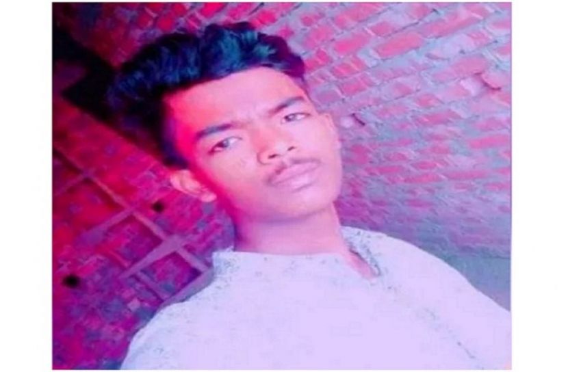 আপত্তিকর ভিডিও প্রকাশের ভয় দেখিয়ে স্কুলছাত্রীকে ধর্ষণ।