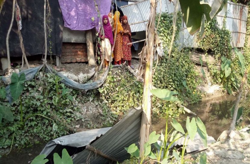 উলিপুরে মাদরাসায় হামলার অভিযোগ