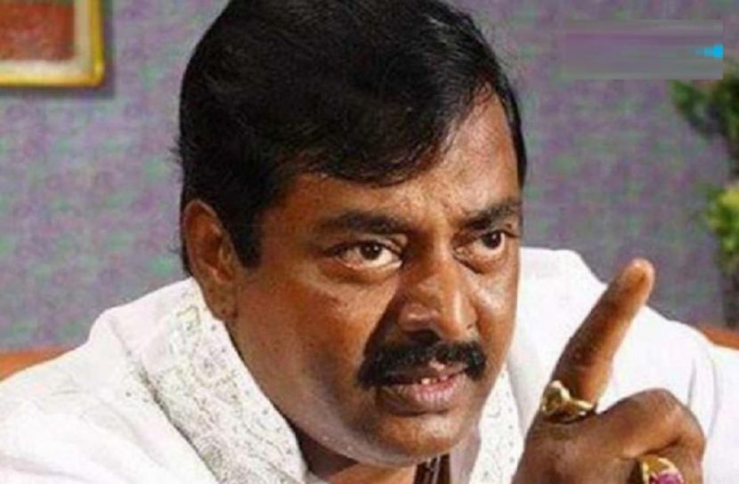 চলচ্চিত্রে দিতে এসেছি- মনোয়ার হোসেন ডিপজল