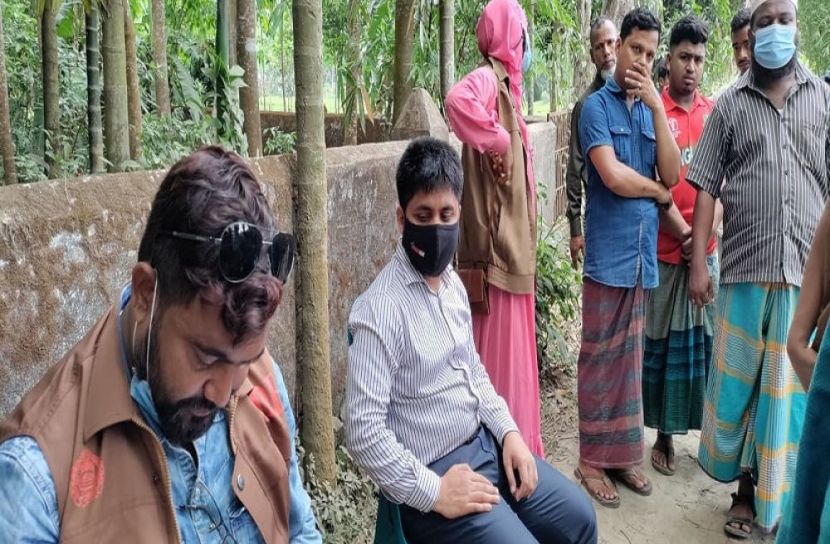 নোয়াখালীতে মৃত্যুর ২ মাস পর গৃহবধূর লাশ উত্তোলন