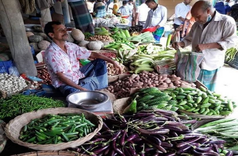 বেগুনের দামে সেঞ্চুরি ছুঁই ছুঁই শসা