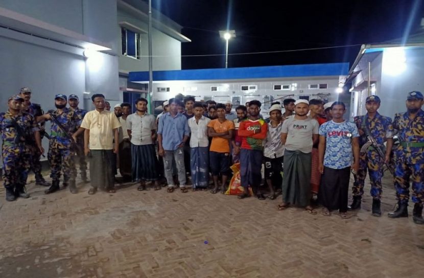 ক্যাম্পে প্রবেশকালে ২৫২ রোহিঙ্গা আটক