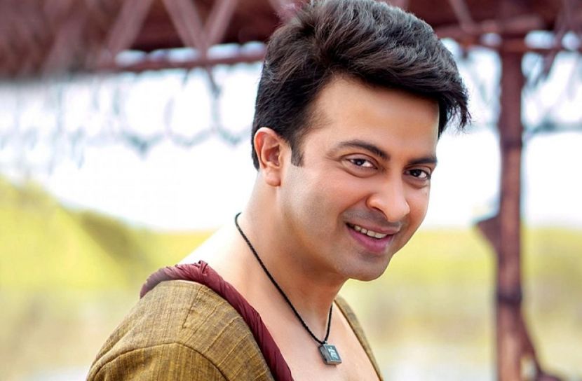 গলুই  সিনেমায় শাকিব খান