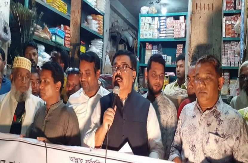 সৈয়দপুরে আ.লীগের ত্রাণ বিষয়ক সম্পাদককে বহিস্কারের দাবিতে বিক্ষোভ
