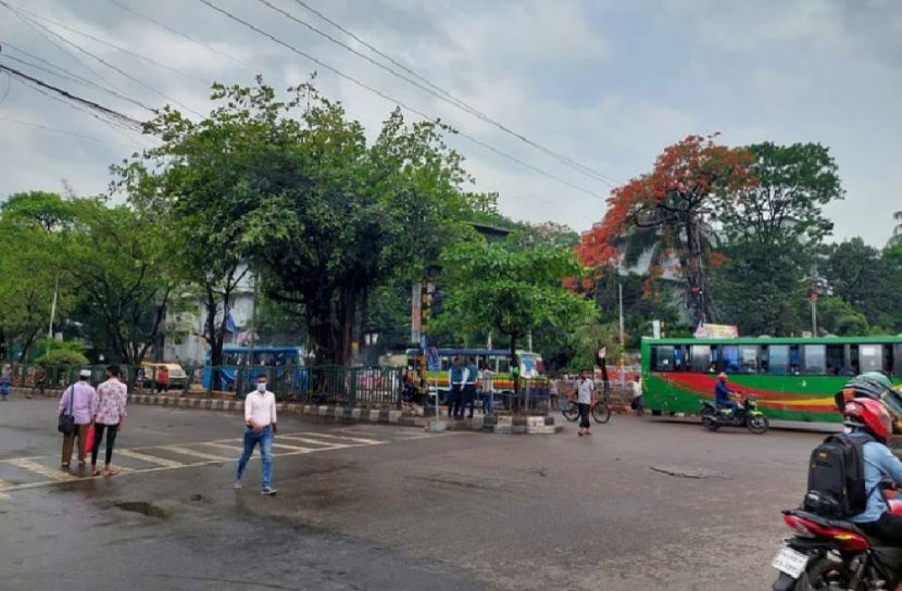 নিউমার্কেট এলাকার পরিস্থিতি শান্ত 