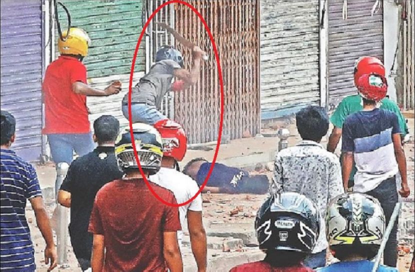 শুধু হেলমেট পড়ার কারণে প্রকৃত অস্ত্রধারীরা পার পেয়ে যাবে ?