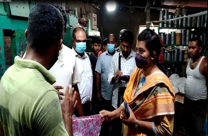 বেগমগঞ্জে অবৈধ পলিথিন কারখানায় অভিযান, আড়াই লক্ষ টাকা অর্থদন্ড