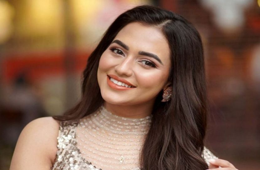 চিত্রনায়িকা নুসরাত ফারিয়া