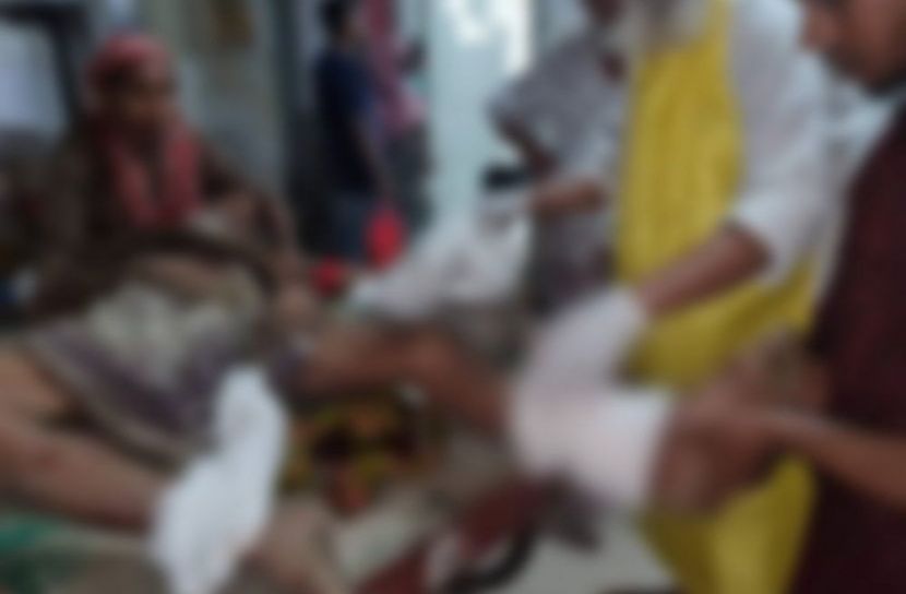 আ’লীগ কর্মীকে কুপিয়ে জখম
