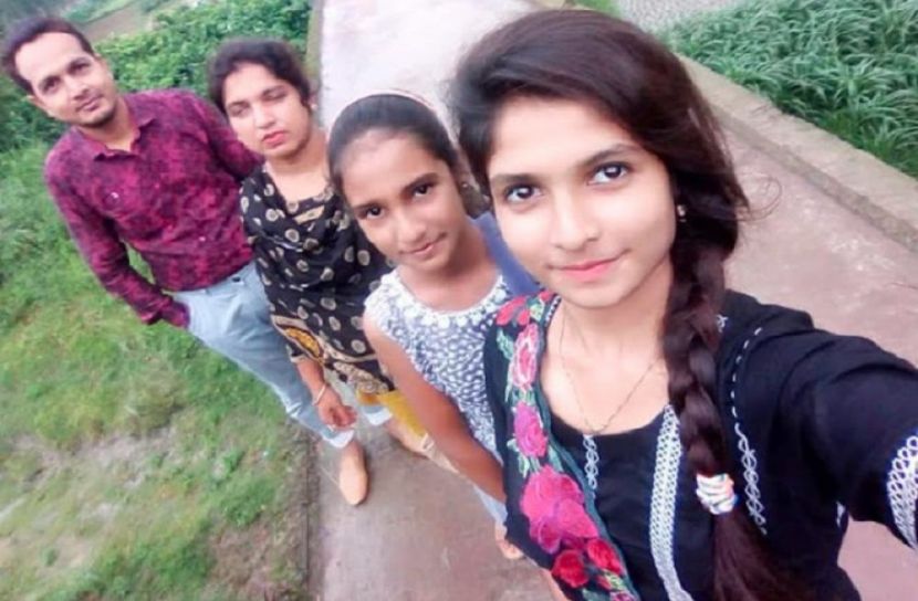 স্ত্রী ও দুই মেয়েকে জবাই করে হত্যা