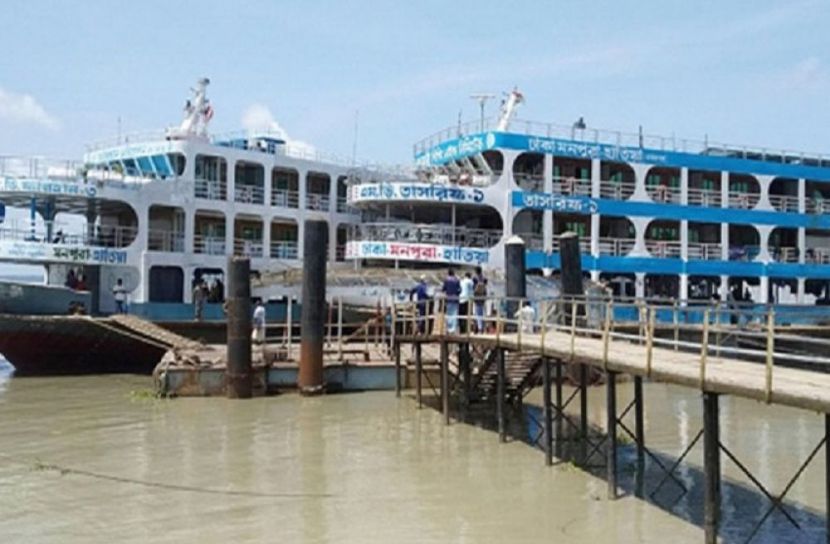 হাতিয়ার সাথে সারা দেশের নৌ যোগাযোগ বন্ধ