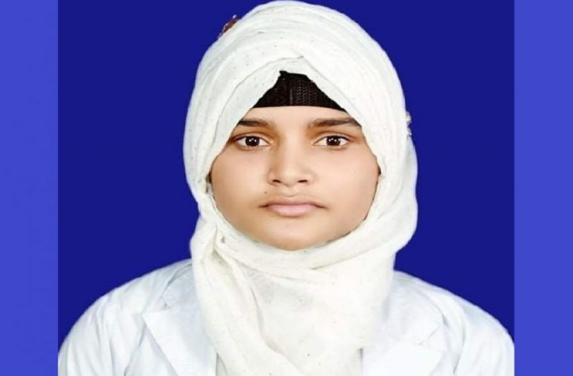 মেধাবী শিক্ষার্থী ঝর্ণাকে বাঁচাতে তার মায়ের আকুতি