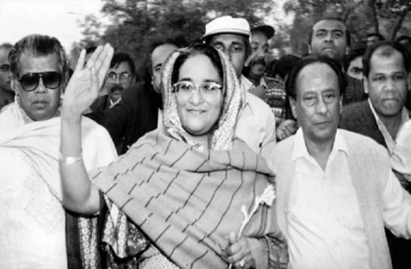 এদিন বাংলার মাটিতে ফিরেন শেখ হাসিনা