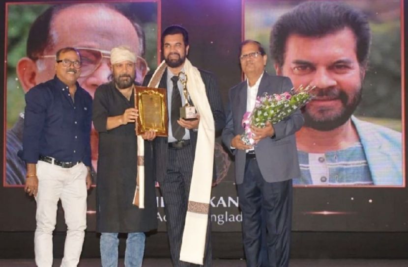 আজীবন সম্মাননা পেলেন ইলিয়াস কাঞ্চন
