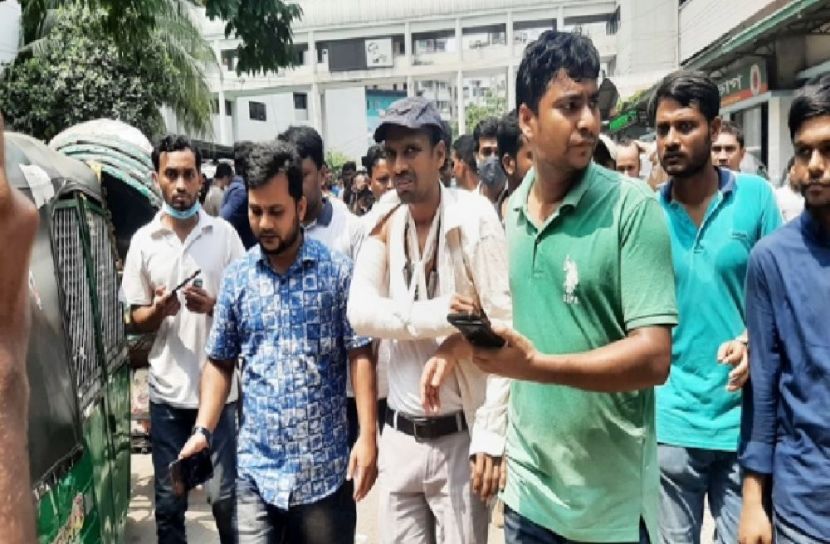 ঢাবিতে ছাত্রলীগ-ছাত্রদলের সংঘর্ষ