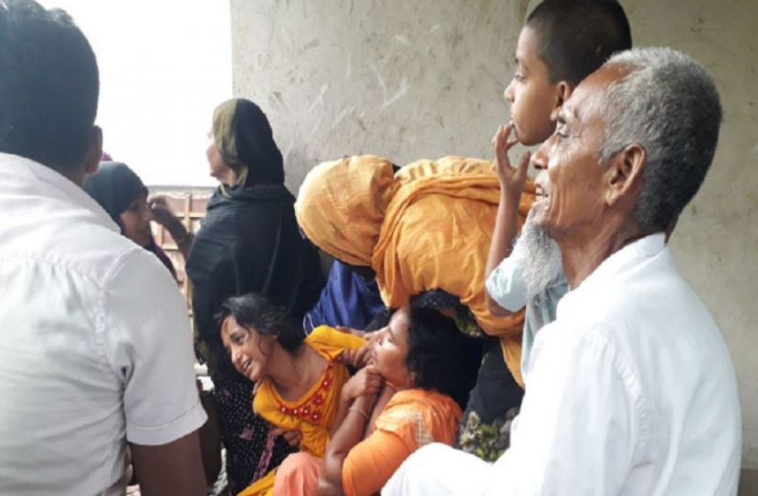 ব্যবসায়ীকে কুপিয়ে হত্যা