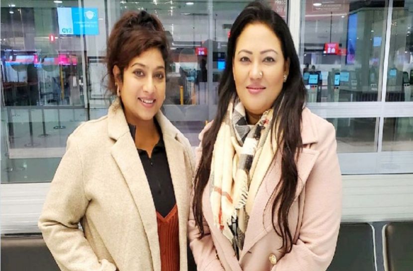 একই ফ্রেমে শাবনূর ও মমতাজ