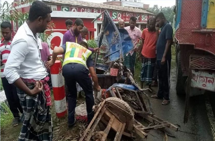 রাজবাড়ীতে ত্রিমুখী সংঘর্ষে নিহত বেড়ে ৭