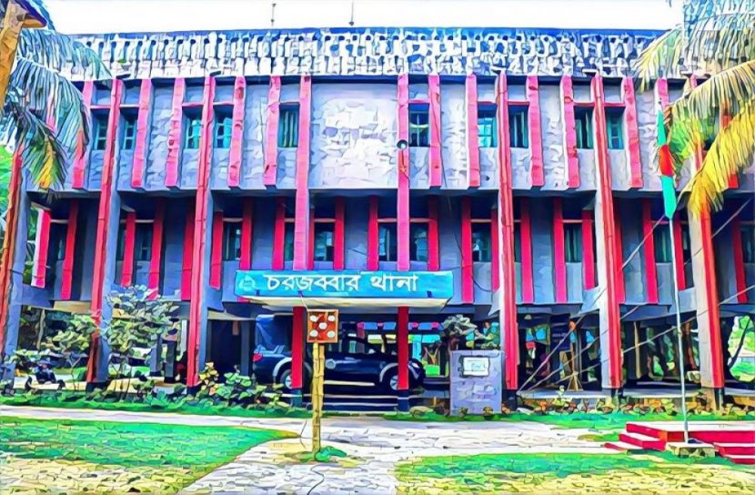গরুর ঘরে লুকিয়ে রাখা ভোজ্য তেল জব্দ 