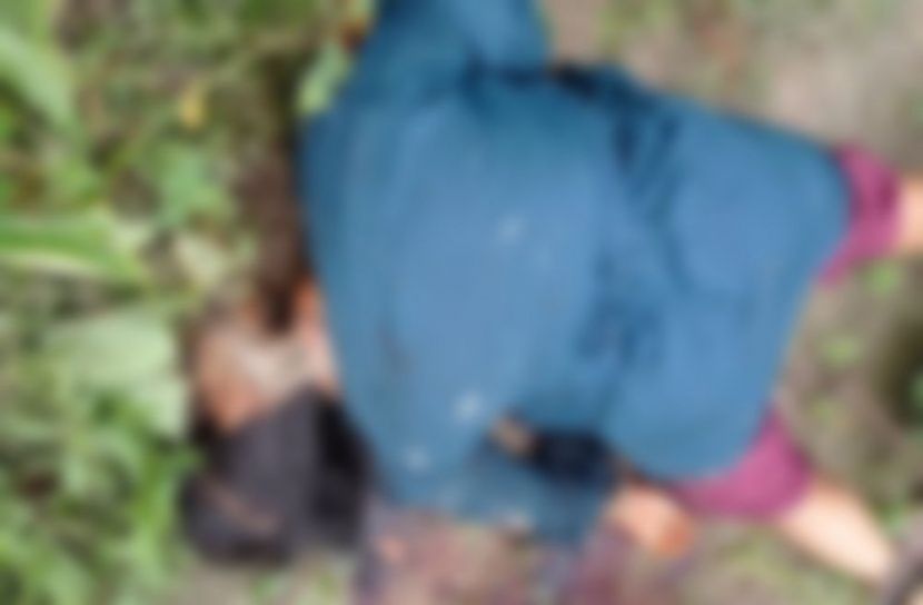 ডিভোর্সি তরুণীকে গলা কেটে হত্যা