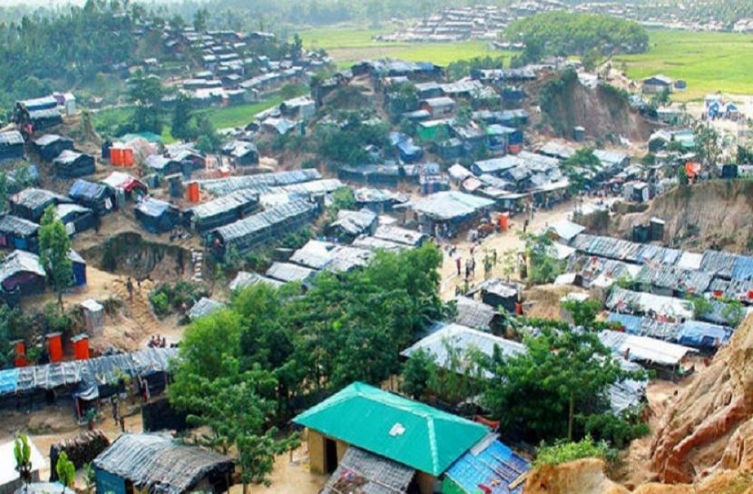 রোহিঙ্গা ক্যাম্পে গোলাগুলিতে নিহত ১