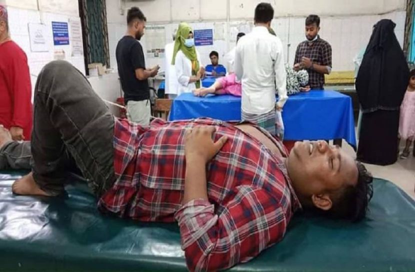 আহত ফটো সাংবাদিক সাকিব আহম্মেদ বাপ্পি