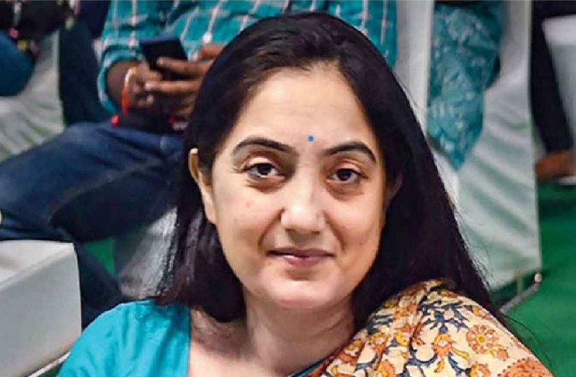 নূপুর শর্মাকে খুঁজছে পুলিশ