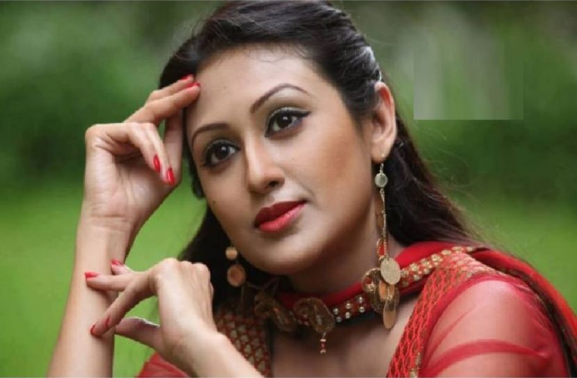 চমক নিয়ে ফিরলেন কুসুম শিকদার