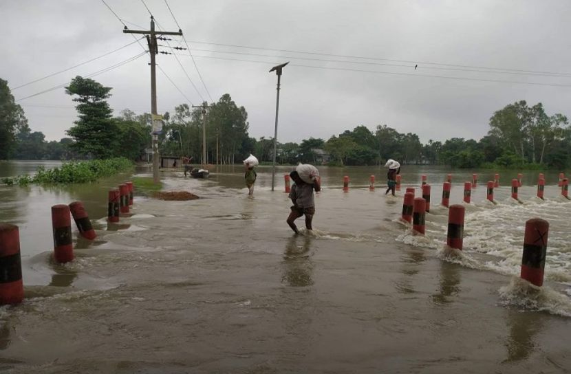 তীব্র গতিতে বাড়ছে যমুনার পানি