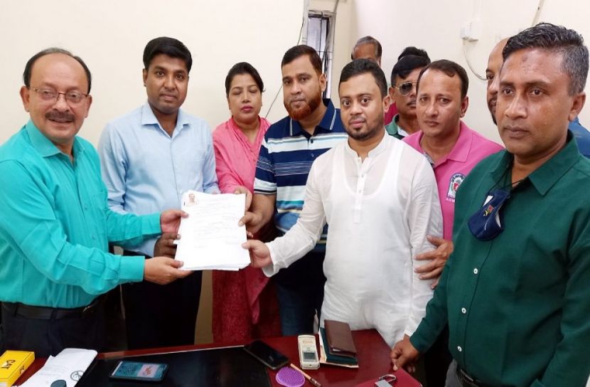 বাহার-জাহাঙ্গীরের নেতৃত্বে একক প্যানেলের মনোনয়নপত্র জমা