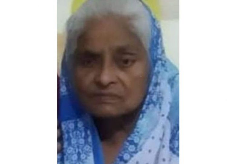 অবসরপ্রাপ্ত শিক্ষিকা রেবা রানী মল্লিক।