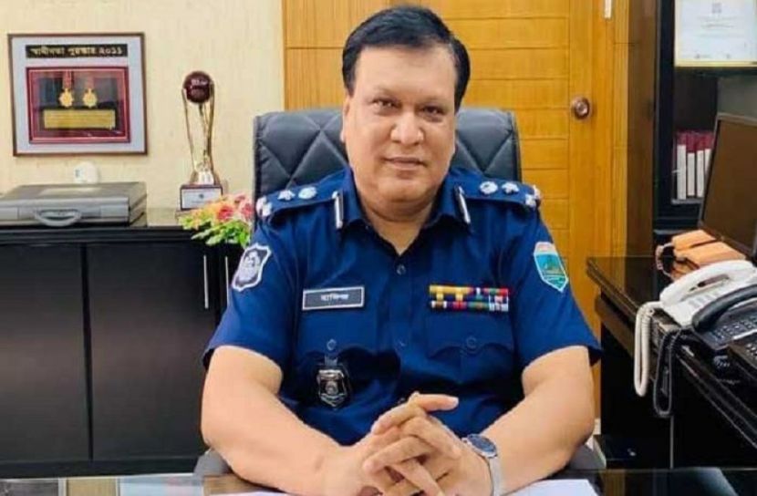 ঢাকা মহানগর গোয়েন্দা পুলিশের (ডিবি) প্রধান এ কে এম হাফিজ আক্তার (ফাইল ছবি)