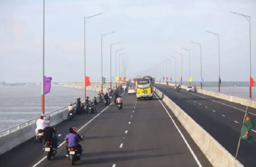 প্রথম দিনেই ২ কোটি টাকার টোল আদায়