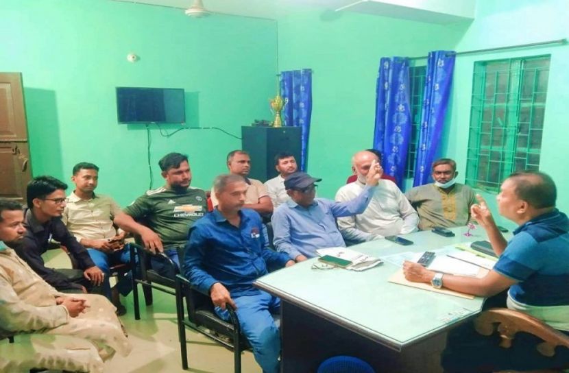 সুবর্ণচরে সাংবাদিকদের সাথে ওসির মতবিনিময়