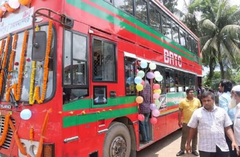 নোয়াখালীতে বাংলাদেশ সড়ক পরিবহন করপোরেশনের (বিআরটিসি) দ্বিতল বাস চলাচল উদ্বোধন (ছবি: সান নিউজ)