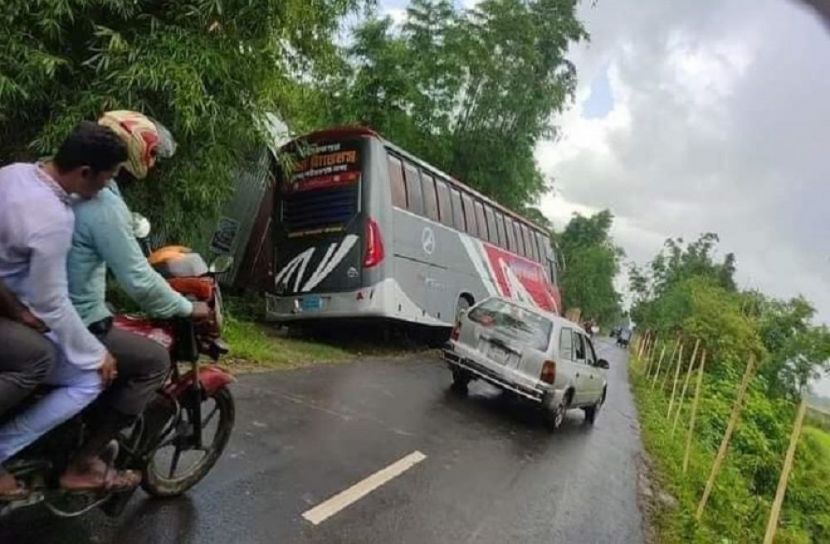 পদ্মা সেতুর সুফল বঞ্চিত শরীয়তপুরবাসী