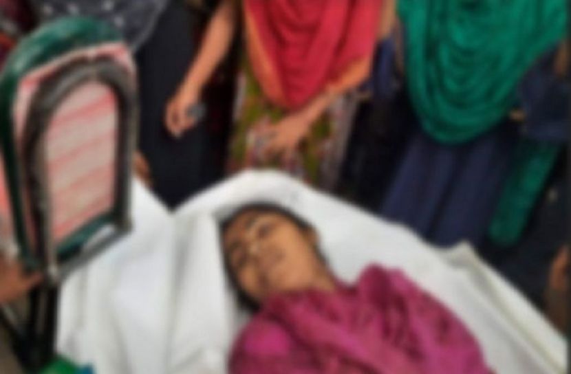 প্রেমিকের ছুরিকাঘাতে প্রেমিকা খুন