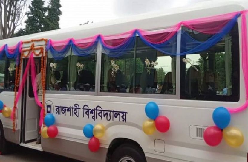 রাবিতে এসি বাস ও অ্যাম্বুলেন্স সেবা চালু