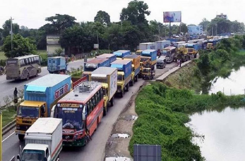 ফের মহাসড়কে ভয়াবহ যানজট। প্রতীকী ছবি